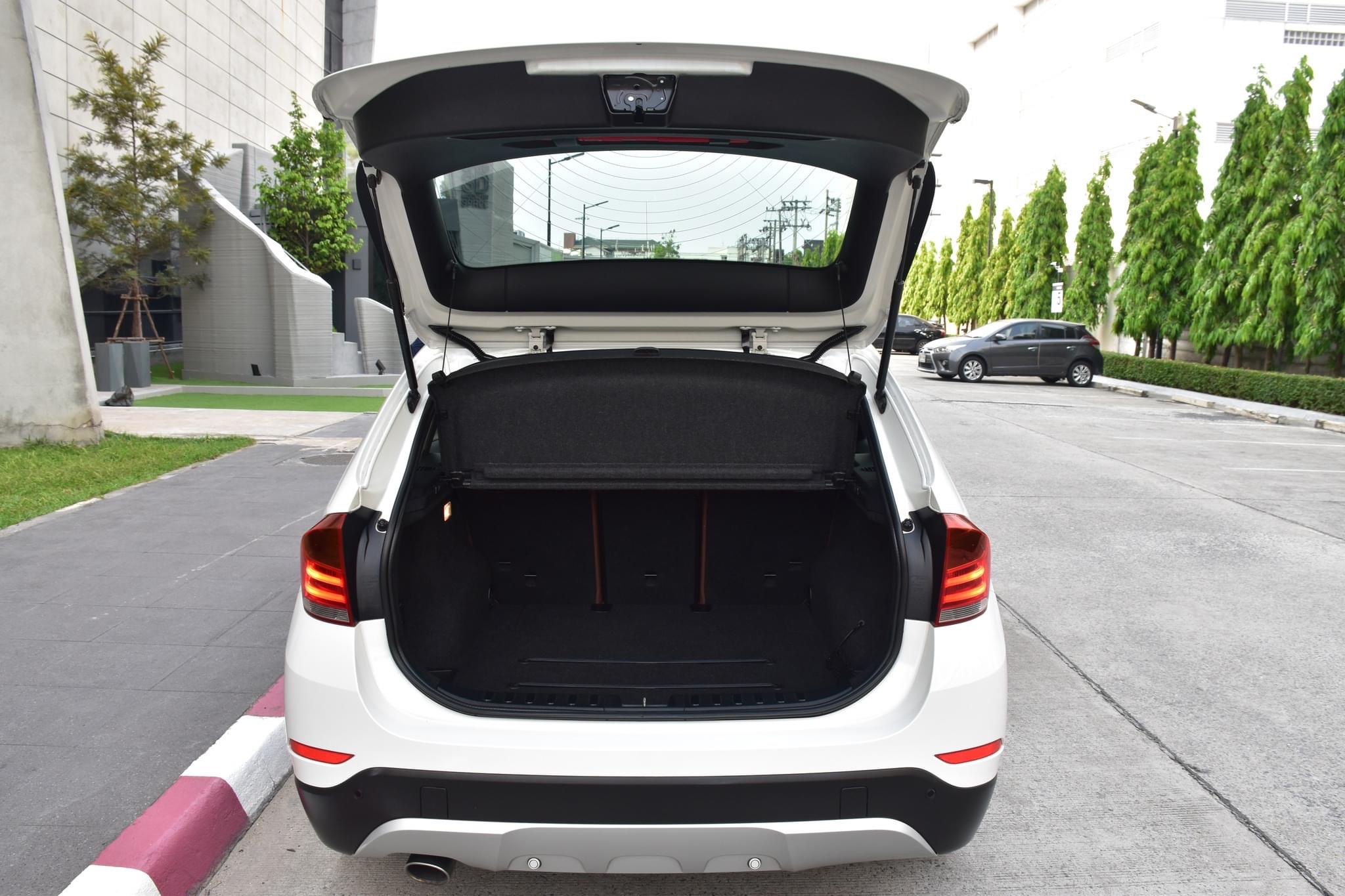 BMW X1 SDRIVE18i XLINE LCI ปี2014