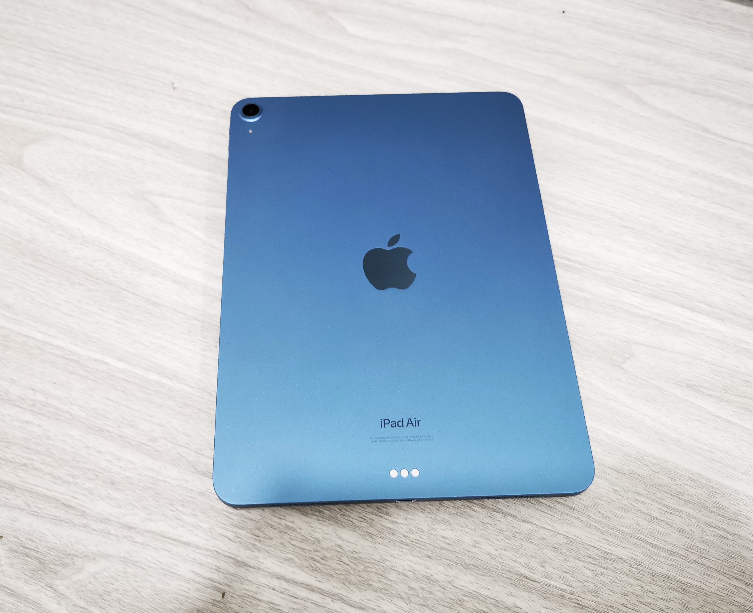 Apple iPad Air 5 64GB Wi-Fi 10.9" 2022 Blue