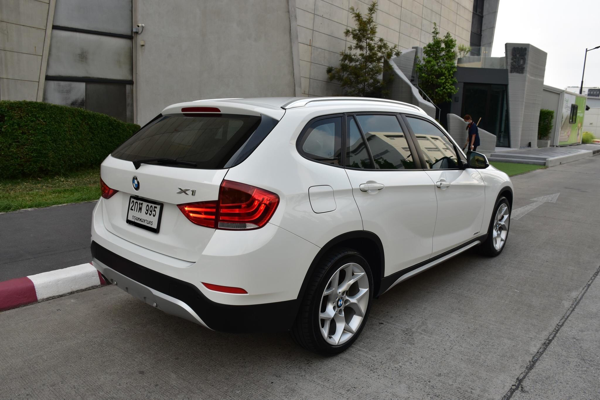 BMW X1 SDRIVE18i XLINE LCI ปี2014
