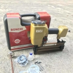 ปืนยิงตะปูลม BONCHI รุ่น ST-64