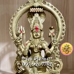 พระแม่มารีอัมมัน ประทับบัลลังก์