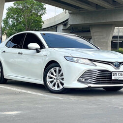 Toyota Camry 2.5 HEV Premium Luxury ปี 2019