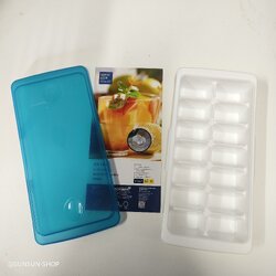 598. 5102 ถาดทำน้ำแข็ง พลาสติก 14 ช่อง มีฝาปิด superlock micron ware