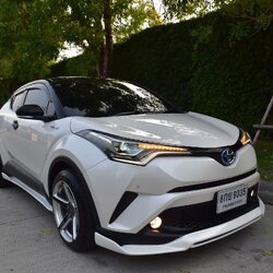TOYOTA CHR 1.8 HYBIRD ปี2019