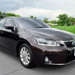 Lexus CT200H Luxury ปี 2011