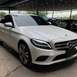 Mercedes Benz C220d Avantgarde ปี 2019