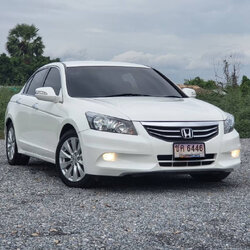HONDA Accord 2.4EL i-VTEC (G8) 5AT ปี 2011