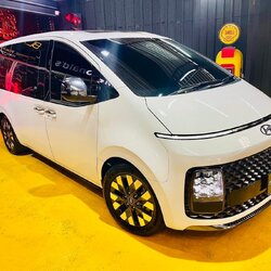 HYUNDAI STARIA 2.2 PREMIUM SUNROOF TOP ปี2023