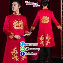 ชุดเช่าแฟนซีผู้ชาย เช่าชุดสูทคอจีนชาย ชุดแฟนซีนานาชาติ ชุดยกน้ำชา ชุดสูทจีนโบราณ ชุดไหว้ตรุษจีนผู้ชาย ชุดสูทตัวยาวสไตล์คอจีนสีแดงผ่ากลาง