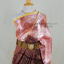 ชุดไทยย้อนยุค ชุดไทยอุ่นไอรัก ชุดไทยสมัยอยุธยา ชุดไทยร่วมสมัย ชุดสไบออเจ้า ชุดสไบทอลายกับผ้าถุงจีบหน้านาง