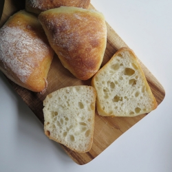 Ⓥ Sourdough Ciabatta (Rolls)