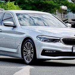 BMW G30 530e Plug-in Hybrid Luxury Line ปลายปี 2018