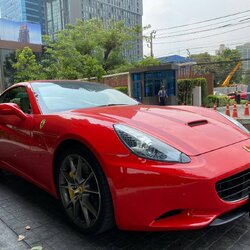 ขาย Ferrari California Convertible ปี 2012