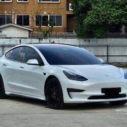 Tesla Model 3 Long Range ปี 2022