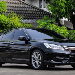 HONDA ACCORD 2.0 EL ปี 2016