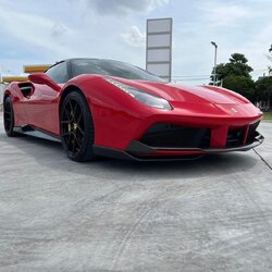 Ferrari 488 GTB ปี 2017