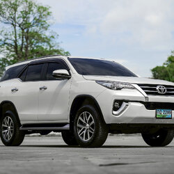 TOYOTA FORTUNER 2.4 V ปี 2018