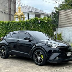 TOYOTA CHR HV MID สีดำ ปี 2019