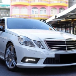 Benz W212 E200 Amg package 7speed ปี 2012