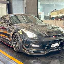 Nissan GTR R35 Varis GT700 ปี 2012