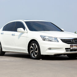 HONDA ACCORD G8 JAPAN 2.0E Sunroof ปี 2012