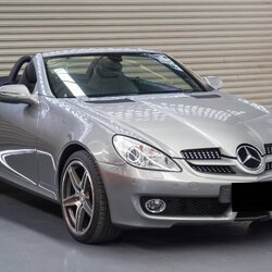 Mercedes Benz SLK200 AMG โฉม facelift แท้ สีเทา ปี 2011