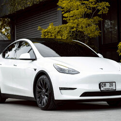 Tesla Model Y Performance ปี 2023 (ปลายปี)