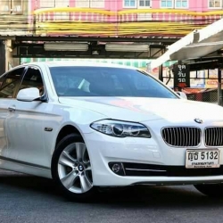 Bmw F10 523i ปี2011
