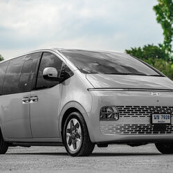 Hyundai STARIA 2.2 Diesel SEL AT ปี 2022