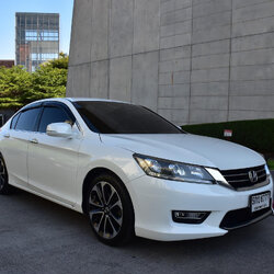 HONDA Accord G9 2.0EL NAVI ปี2013