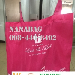 กระเป๋าผ้าร่ม ถุงผ้าร่มสามารถทำกระเป๋าได้หลายรูปแบบราคาถูก