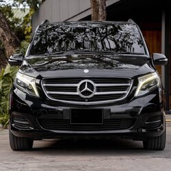 Mercedes Benz V250d Avantgarde Bluetec สีดำ ปี2016