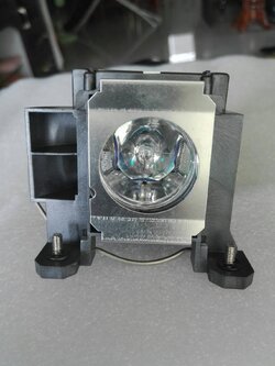 หลอดโปรเจคเตอร์ Epson EB-1735 เกรด A (ELPLP48) – คุณภาพสูง คมชัด ทนทาน