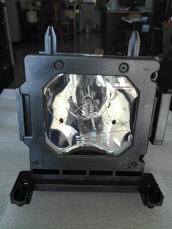 หลอดโปรเจคเตอร์ Sony VPL-HW40ES เกรด Original – คุณภาพสูง ภาพคมชัด ทนทาน