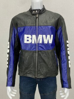 เสื้อการ์ดสำหรับขี่มอเตอร์ไซด์( มือสอง) RCSS 010: อก 46" ยาว 24" ** ไม่มีชื่อ** (ไม่มีการ์ด)