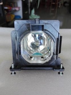 หลอดโปรเจคเตอร์ Panasonic PT-LB423 เกรด Original – คุณภาพสูง ภาพคมชัด ทนทาน