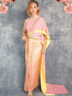 ชุดไทยการะเกด ชุดไทยสมัยสุโขทัย ชุดไทยอุ่นไอรัก ชุดไทยร่วมสมัย ชุดไทยโบราณ ชุดไทยสไบออเจ้า ชุดสไบทอลายสีโอรสกับผ้าถุงยกหน้านางไล่เฉดสี