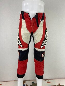 กางเกงขี่มอเตอร์ไซด์ ( มือสอง ) E&A 141: เอว 28" ยาว 25" **FOX **