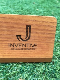 ป้ายไม้ตั้งโต๊ะ