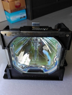 หลอดโปรเจคเตอร์ Sanyo PLC-XP45 (เกรด A) – ความคมชัดสูง อายุการใช้งานยาวนาน