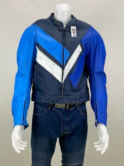 เสื้อการ์ดสำหรับขี่มอเตอร์ไซด์( มือสอง) RCSS 030: อก 46" ยาว 22" ** IXS **