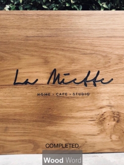 ป้ายไม้สัก ยิงเลเซอร์ชื่อร้าน