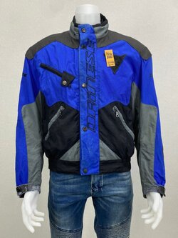 เสื้อขี่มอเตอร์ไซด์( มือสอง) RCS 842: อก 50" ยาว 24" ** Dainese** (ไม่การ์ดหลัง)