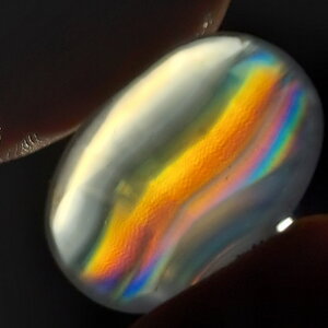 ไอริสอาเกต Iris Agate หรืออาเกตสีรุ้ง ช่วยความกล้าหาญ ความมั่นใจ ความปรารถนา และ ความสำเร็จที่แท้จริง