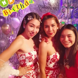 เริ่ดมากคร้าาา งานแฮปปี้เบิร์ดเดย์ คุณนิต้า และทีมเพิ่ลๆ มาช่วยกันส่อง "ความสวย" "ความน่ารัก" และบรรยากาศอันอบอุ่น รื่นเริงผุดๆกันคร้าา