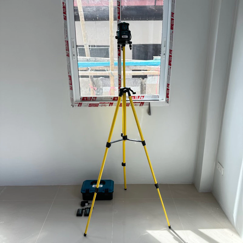 เลเซอร์ 5 เส้น แสงสีเขียว พร้อมขาตั้ง ยี่ห้อ AKITA